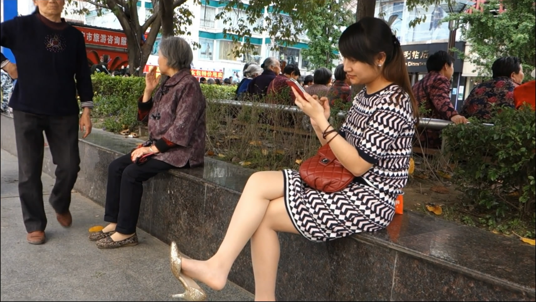 streetsnapdangl[00 03 20][20181129 232908 9]